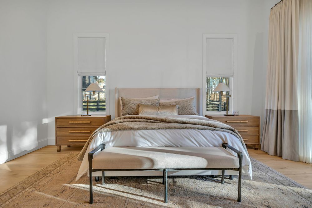 Residence at Troubadour