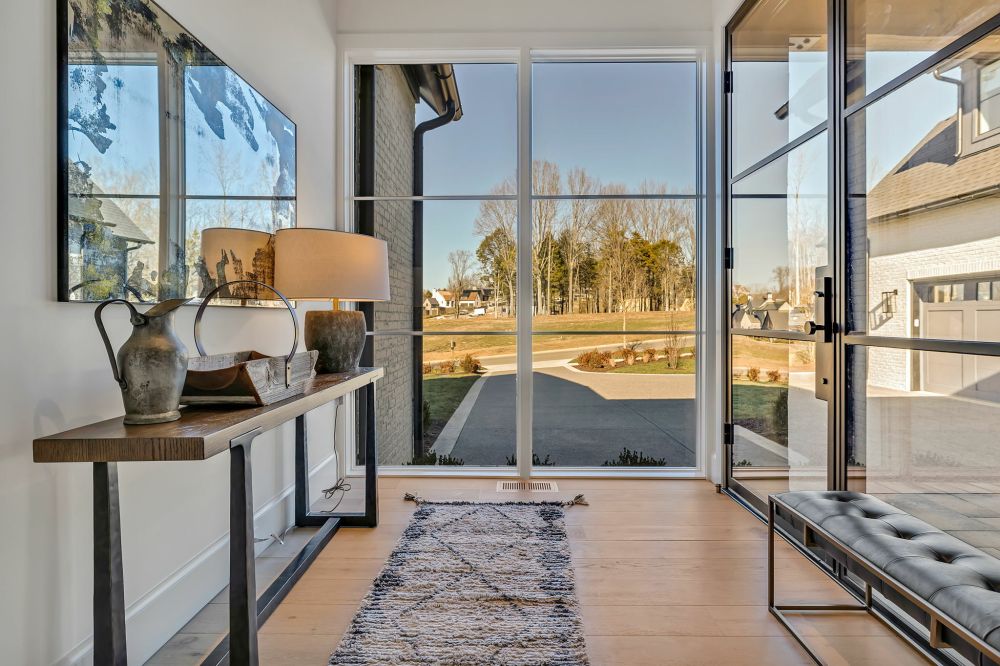 Residence at Troubadour