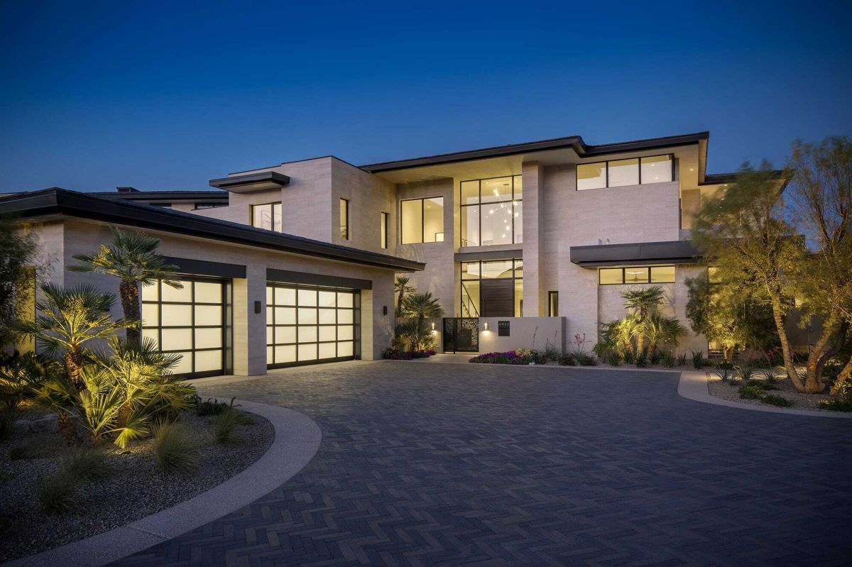 Summit LV Point Villa 159 0475