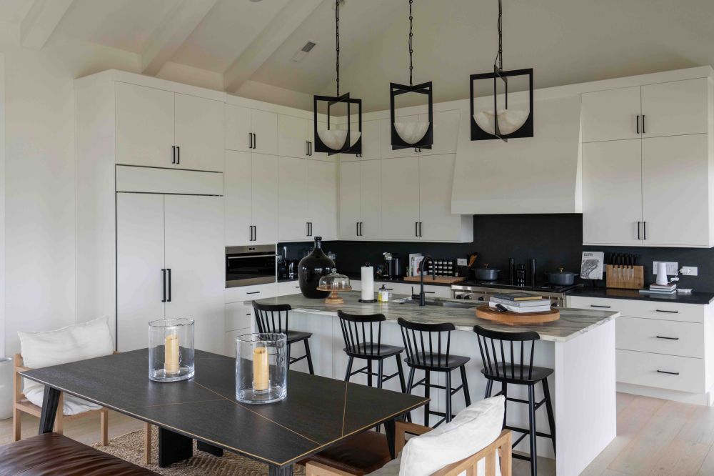 Troubadour Andy Carlson Rentals June 2021 DSC01891 copy